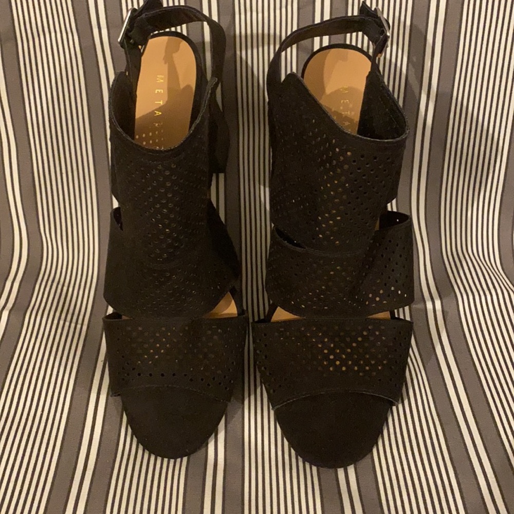 NWOT Metaphor Trinity style black chunky heel sandals size 9 - Picture 3 of 8